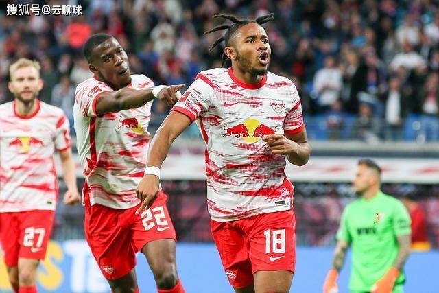 俱乐部杯-米奇26+17青岛胜同曦 林崴19分